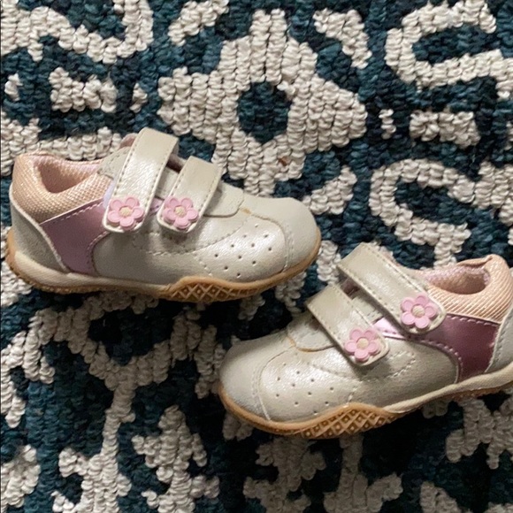 circo baby shoes
